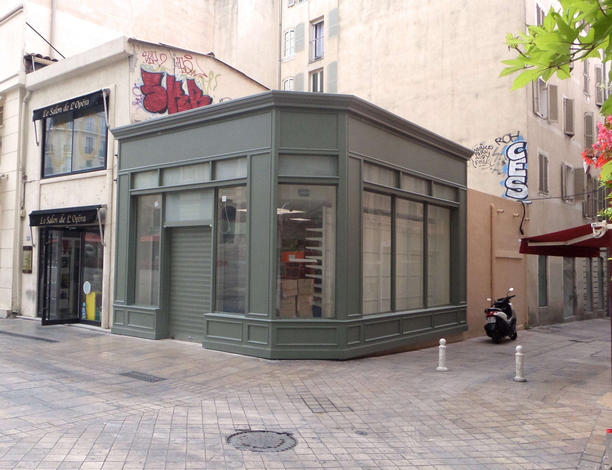 Façade devanture bois pour une Pharmacie